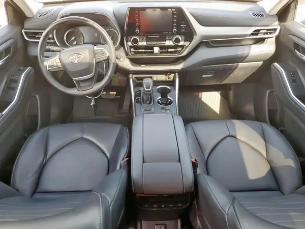 5TDGZRBHXNS577229 2022 TOYOTA HIGHLANDER - Image 8