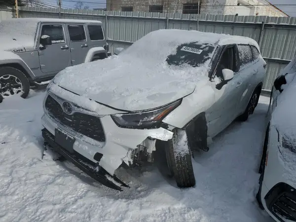 5TDGZRBHXNS582642 2022 TOYOTA HIGHLANDER - Image 1