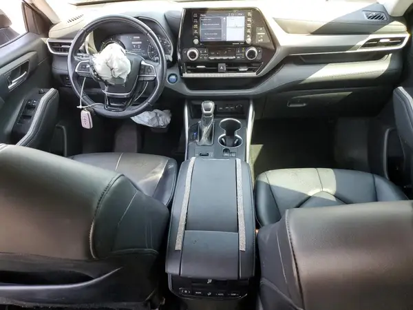 5TDHARAH1MS008409 2021 TOYOTA HIGHLANDER - Image 8