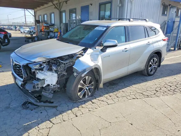5TDHARAH1MS506254 2021 TOYOTA HIGHLANDER - Image 1