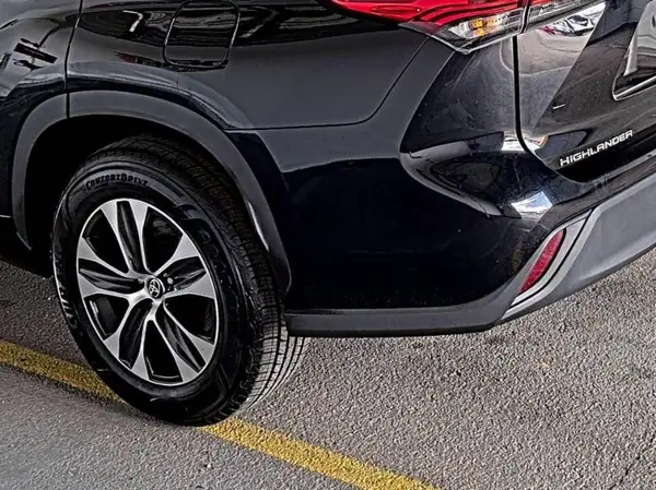 5TDHARAH1MS509168 2021 TOYOTA HIGHLANDER - Image 2