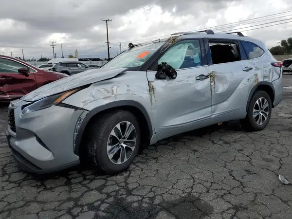 5TDHARAH1NS509916 2022 TOYOTA HIGHLANDER - Image 1