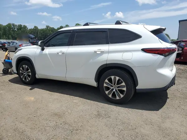 5TDHARAH1NS512363 2022 TOYOTA HIGHLANDER - Image 2
