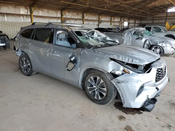 5TDHARAH3LS501944 2020 TOYOTA HIGHLANDER - Image 1