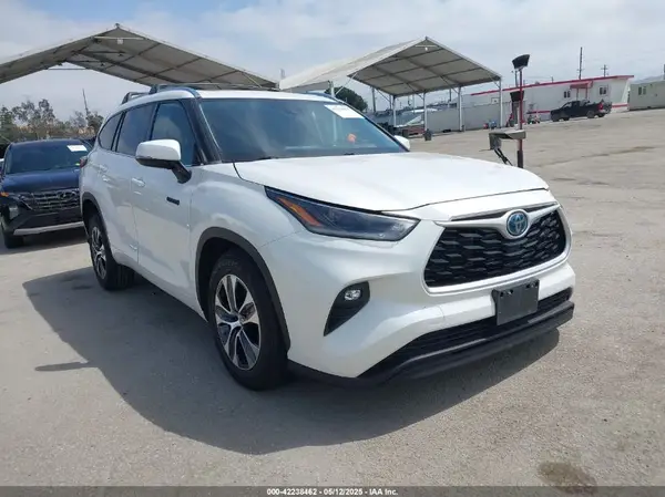 5TDHARAH4MS507897 2021 TOYOTA HIGHLANDER - Image 1