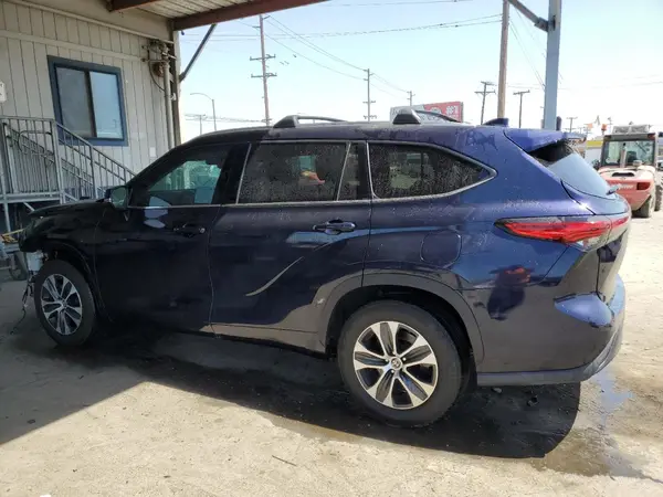 5TDHARAH4MS509407 2021 TOYOTA HIGHLANDER - Image 2