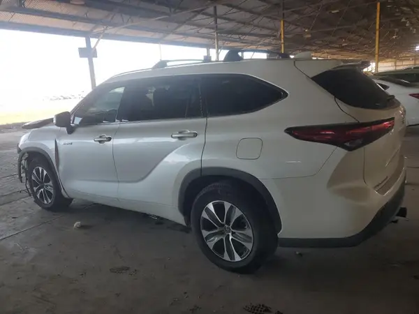 5TDHARAH6LS001485 2020 TOYOTA HIGHLANDER - Image 2