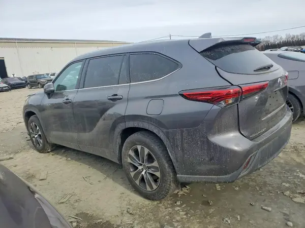 5TDHARAH6MS011936 2021 TOYOTA HIGHLANDER - Image 2