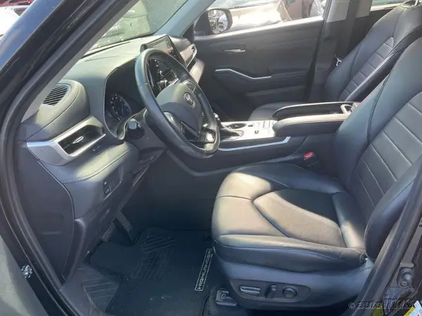 5TDHARAH6MS509148 2021 TOYOTA HIGHLANDER - Image 8