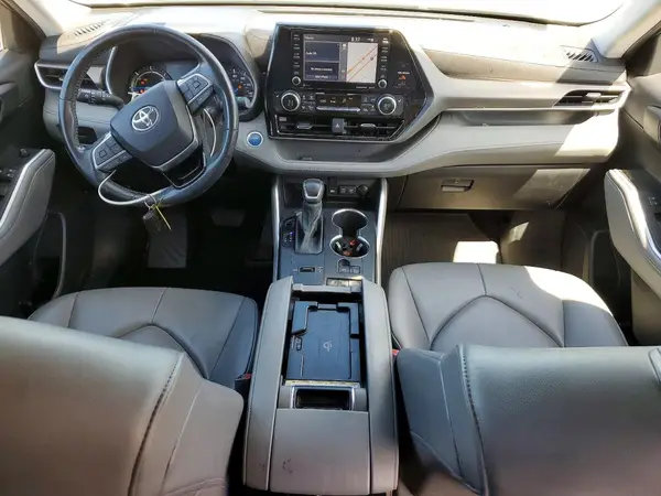 5TDHARAH7MS004672 2021 TOYOTA HIGHLANDER - Image 8