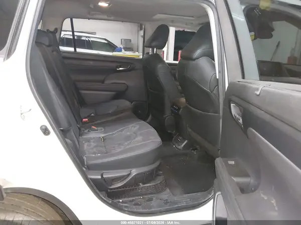 5TDHARAH9LS500801 2020 TOYOTA HIGHLANDER - Image 8