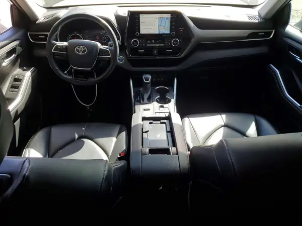 5TDHARAHXMS507581 2021 TOYOTA HIGHLANDER - Image 8