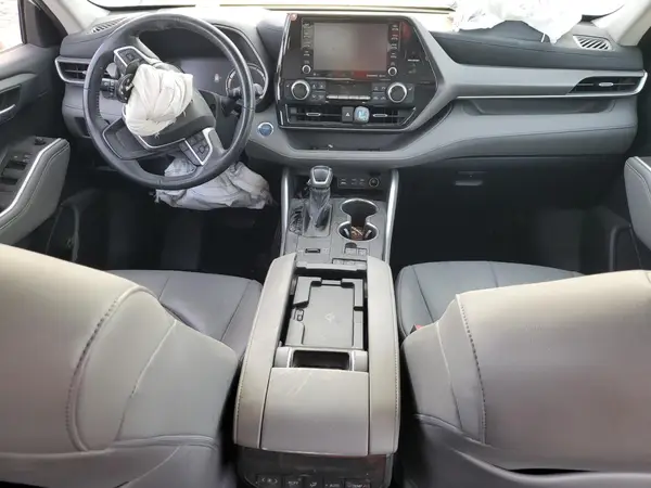 5TDHARAHXNS510711 2022 TOYOTA HIGHLANDER - Image 8