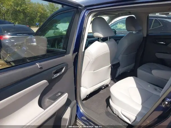 5TDHBRCH0LS500115 2020 TOYOTA HIGHLANDER - Image 8