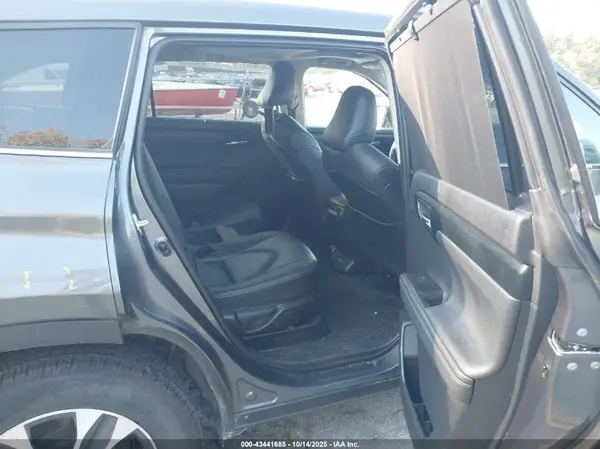 5TDHBRCH0LS512653 2020 TOYOTA HIGHLANDER - Image 8