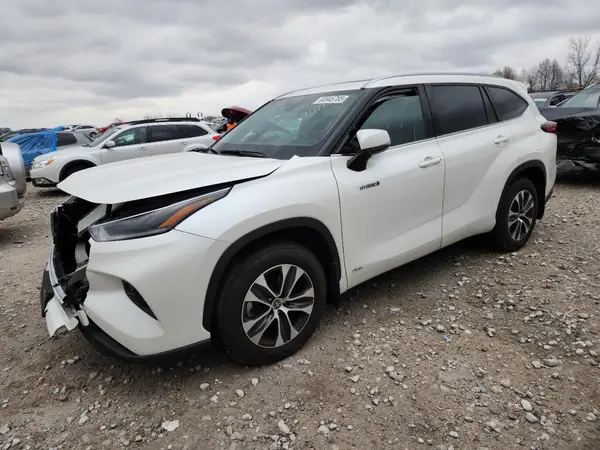 5TDHBRCH0MS048359 2021 TOYOTA HIGHLANDER - Image 1