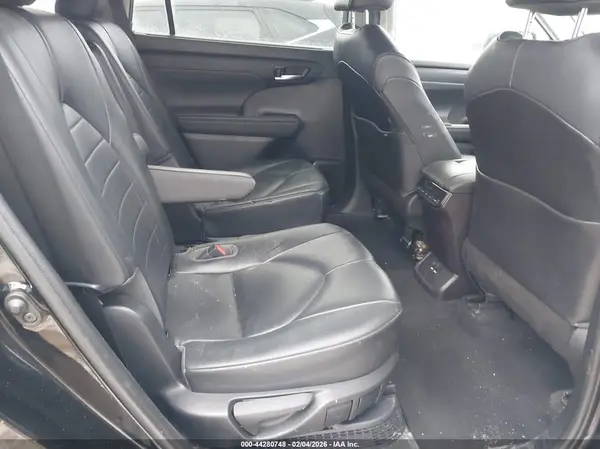 5TDHBRCH0MS060964 2021 TOYOTA HIGHLANDER - Image 8