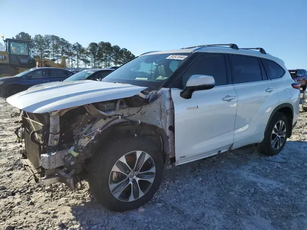 5TDHBRCH0MS522620 2021 TOYOTA HIGHLANDER - Image 1