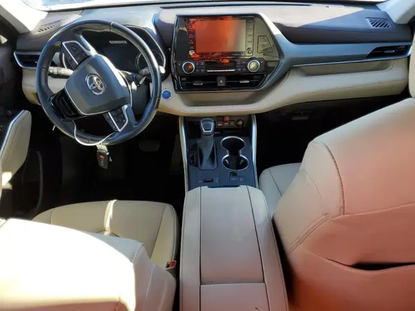 5TDHBRCH0MS522620 2021 TOYOTA HIGHLANDER - Image 8