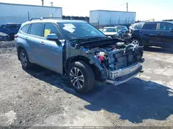 5TDHBRCH0NS083503 2022 TOYOTA HIGHLANDER