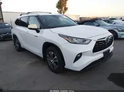 5TDHBRCH1LS508403 2020 TOYOTA HIGHLANDER