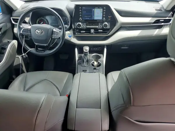 5TDHBRCH1MS020747 2021 TOYOTA HIGHLANDER - Image 8