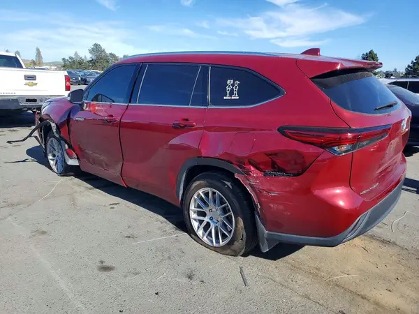 5TDHBRCH1MS033319 2021 TOYOTA HIGHLANDER - Image 2