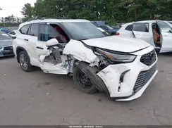 5TDHBRCH1MS527468 2021 TOYOTA HIGHLANDER