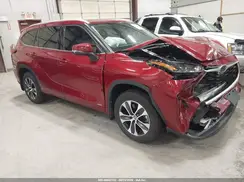 5TDHBRCH1NS541971 2022 TOYOTA HIGHLANDER