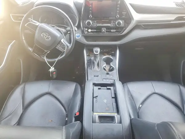 5TDHBRCH2LS000392 2020 TOYOTA HIGHLANDER - Image 8