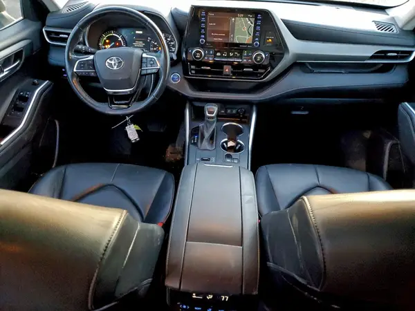 5TDHBRCH2MS028369 2021 TOYOTA HIGHLANDER - Image 8