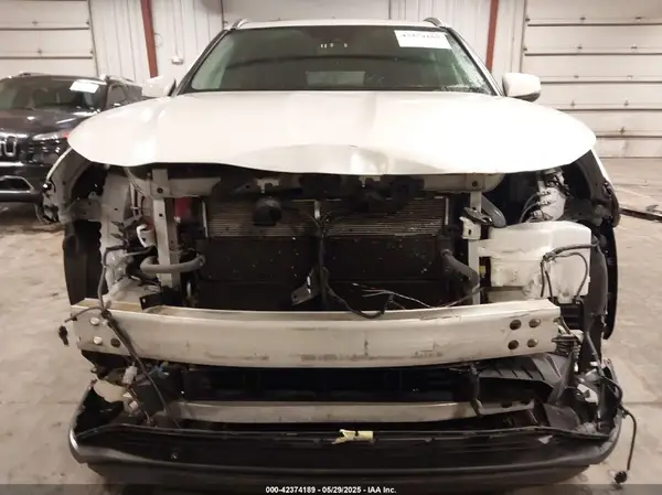 2021 TOYOTA HIGHLANDER auction photo 6