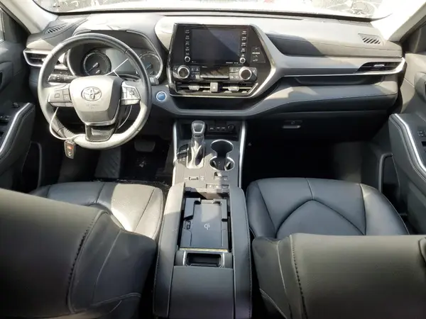 5TDHBRCH2MS534607 2021 TOYOTA HIGHLANDER - Image 8