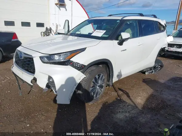 5TDHBRCH3LS500464 2020 TOYOTA HIGHLANDER - Image 2