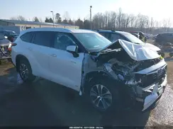 5TDHBRCH3LS511111 2020 TOYOTA HIGHLANDER