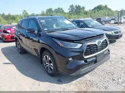 5TDHBRCH3MS524975 2021 TOYOTA HIGHLANDER