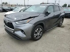5TDHBRCH3NS084452 2022 TOYOTA HIGHLANDER