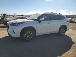 5TDHBRCH4LS506774 2020 TOYOTA HIGHLANDER