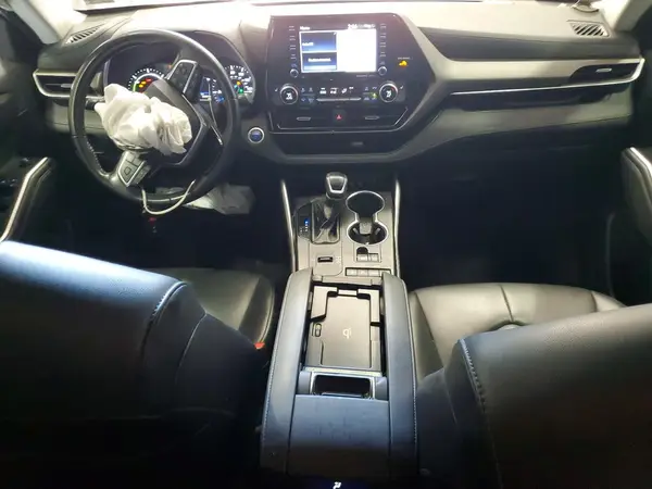 5TDHBRCH4MS533622 2021 TOYOTA HIGHLANDER - Image 8