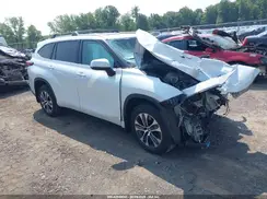 5TDHBRCH4NS546890 2022 TOYOTA HIGHLANDER