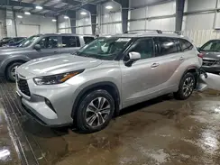 5TDHBRCH4NS551460 2022 TOYOTA HIGHLANDER