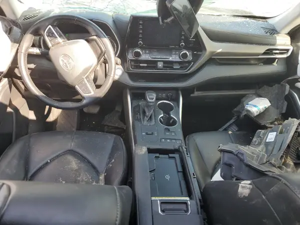 5TDHBRCH4NS560689 2022 TOYOTA HIGHLANDER - Image 8