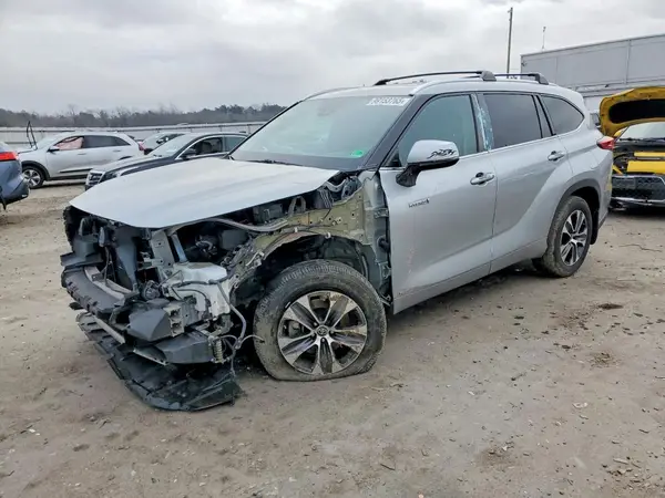 5TDHBRCH5LS500997 2020 TOYOTA HIGHLANDER - Image 1