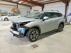 5TDHBRCH5LS503124 2020 TOYOTA HIGHLANDER