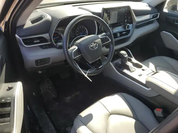 5TDHBRCH5LS503821 2020 TOYOTA HIGHLANDER - Image 8