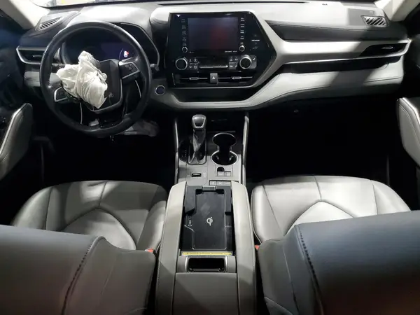 5TDHBRCH5MS030603 2021 TOYOTA HIGHLANDER - Image 8