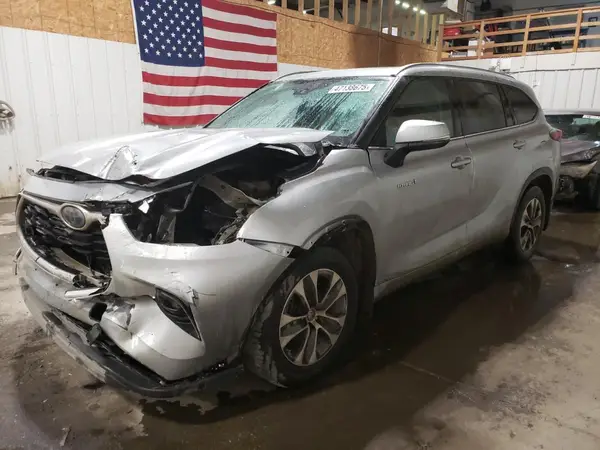 5TDHBRCH6LS502256 2020 TOYOTA HIGHLANDER - Image 1