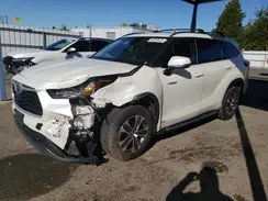 5TDHBRCH6LS506257 2020 TOYOTA HIGHLANDER