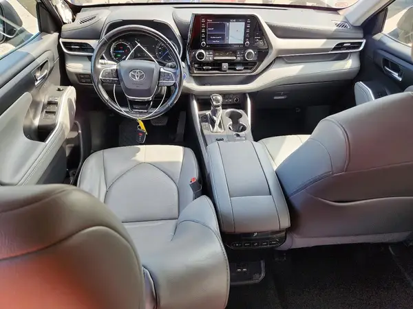 5TDHBRCH6MS521648 2021 TOYOTA HIGHLANDER - Image 8