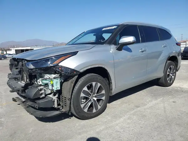 5TDHBRCH6NS555283 2022 TOYOTA HIGHLANDER - Image 1